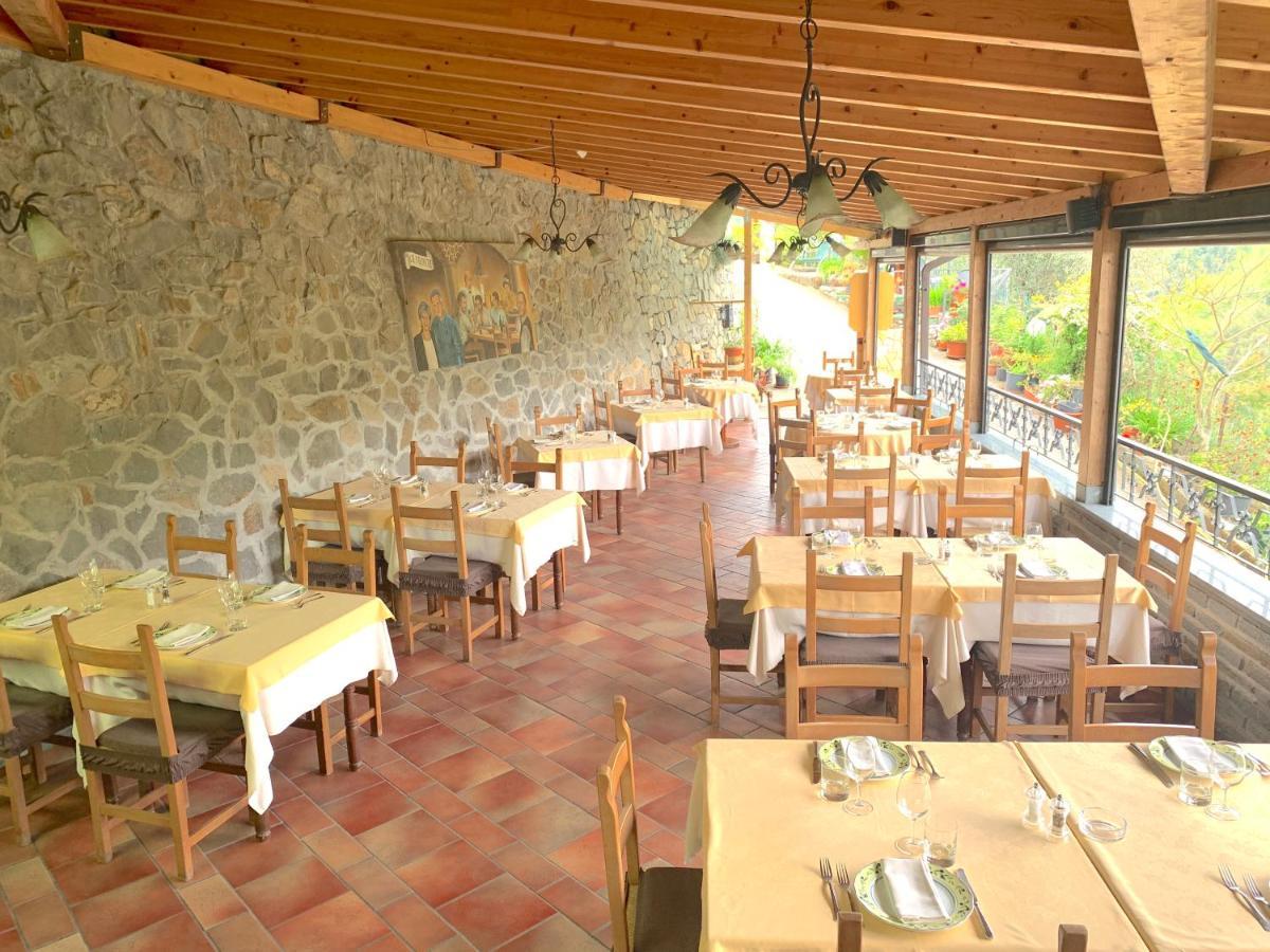 La Favorita Apricale B&B & Ristorante מראה חיצוני תמונה