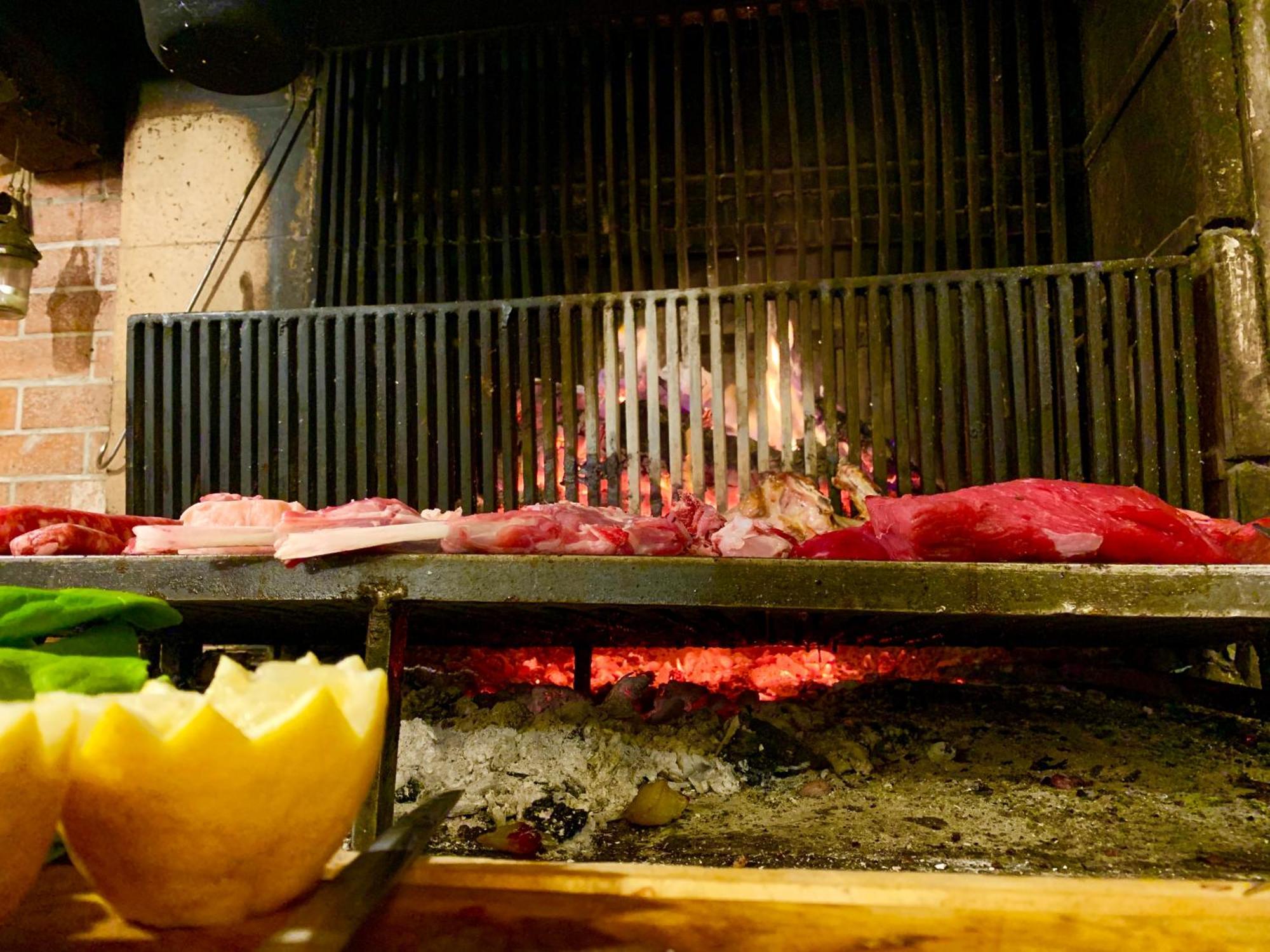 La Favorita Apricale B&B & Ristorante מראה חיצוני תמונה